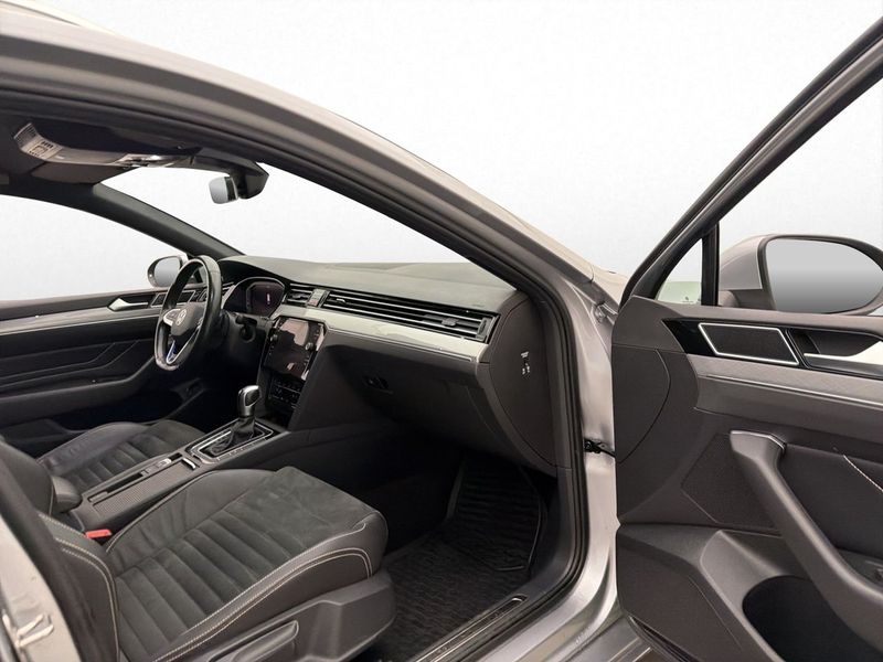 Volkswagen Passat bild 15