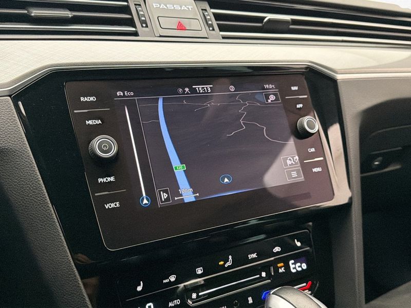 Volkswagen Passat bild 23