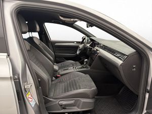 Volkswagen Passat bild 13
