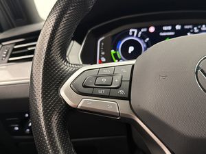 Volkswagen Passat bild 24