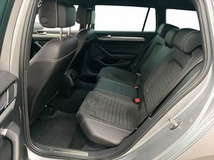 Volkswagen Passat bild 18