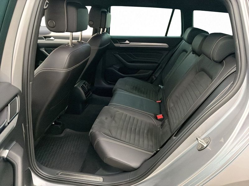 Volkswagen Passat bild 18