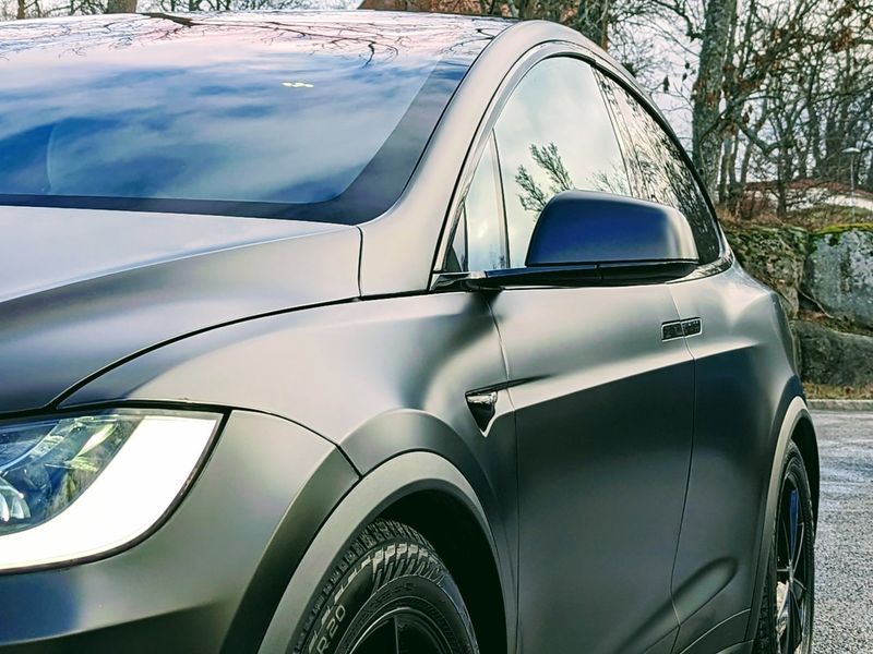 Tesla Model X bild 24