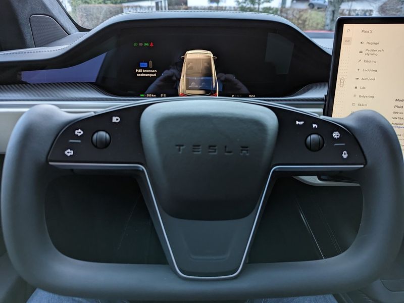 Tesla Model X bild 12