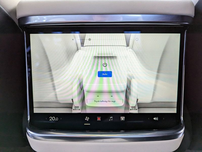 Tesla Model X bild 15