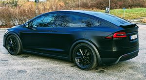 Tesla Model X bild 28