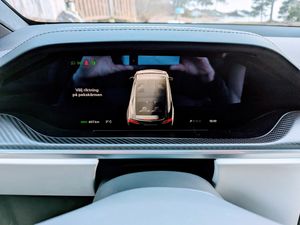 Tesla Model X bild 13