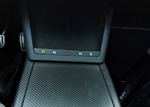 Tesla Model X bild 11