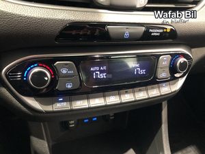 Hyundai i30 bild 13