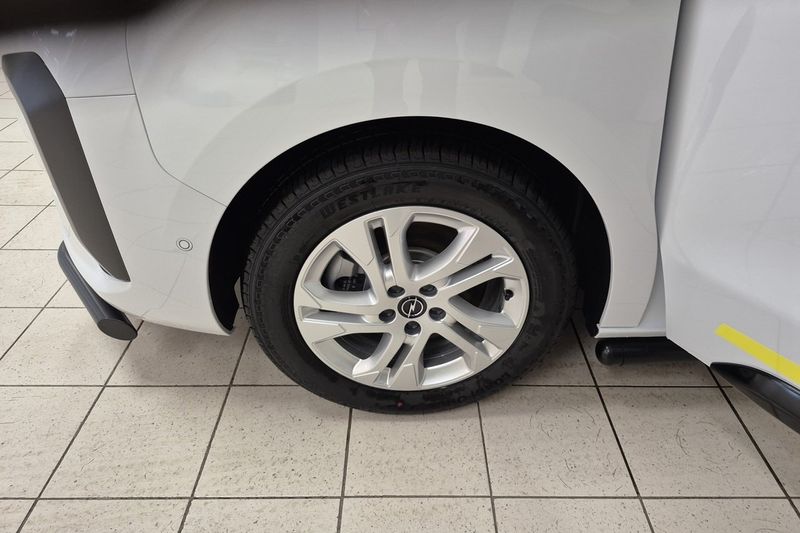 Opel Vivaro bild 8