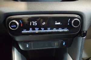Toyota Yaris bild 10
