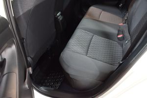 Toyota Yaris bild 16
