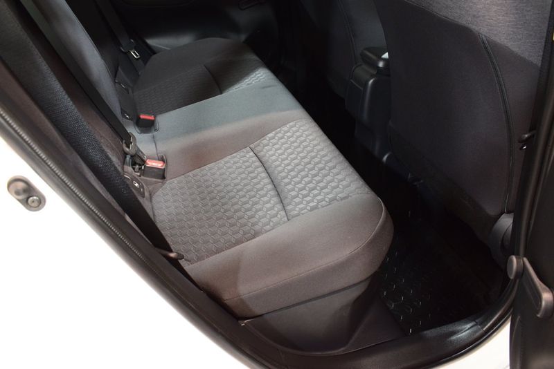 Toyota Yaris bild 15