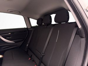 BMW 320 bild 26