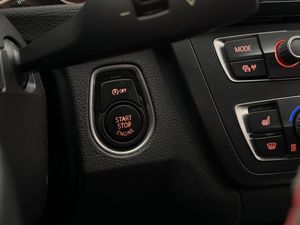 BMW 320 bild 18