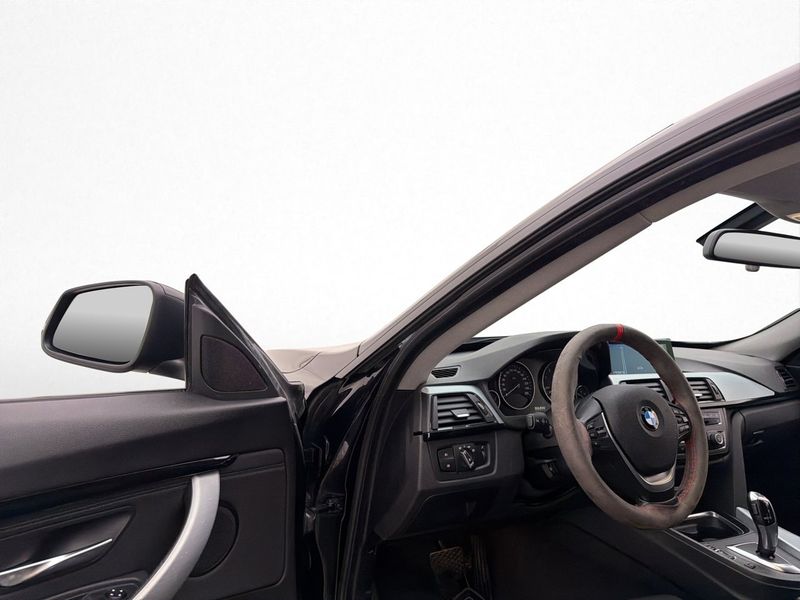 BMW 320 bild 10