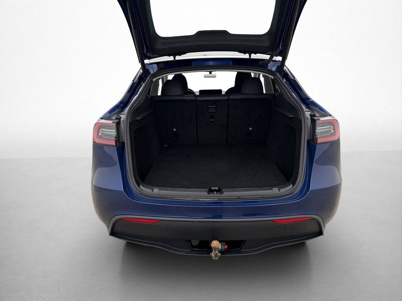 Tesla Model Y bild 30