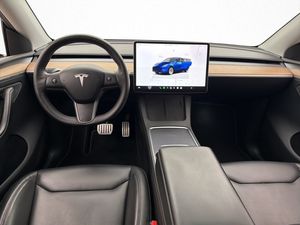 Tesla Model Y bild 14