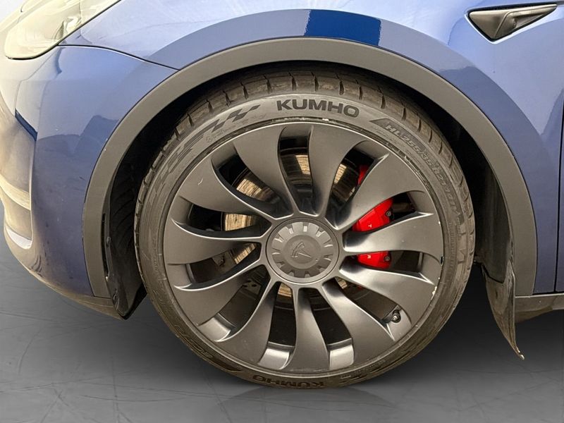Tesla Model Y bild 33
