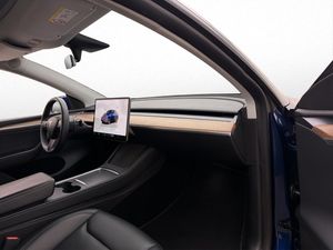 Tesla Model Y bild 28