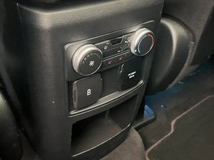 Ford Explorer bild 26