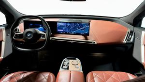 BMW iX bild 4