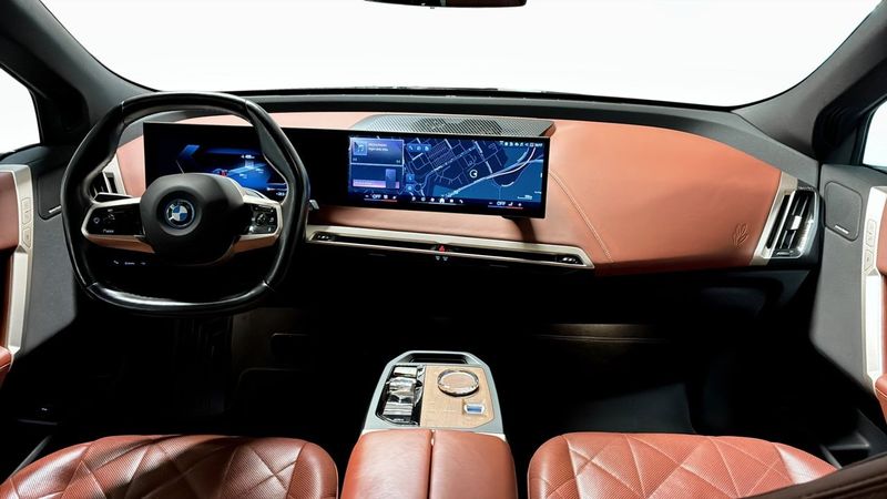 BMW iX bild 4