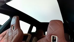 BMW iX bild 12
