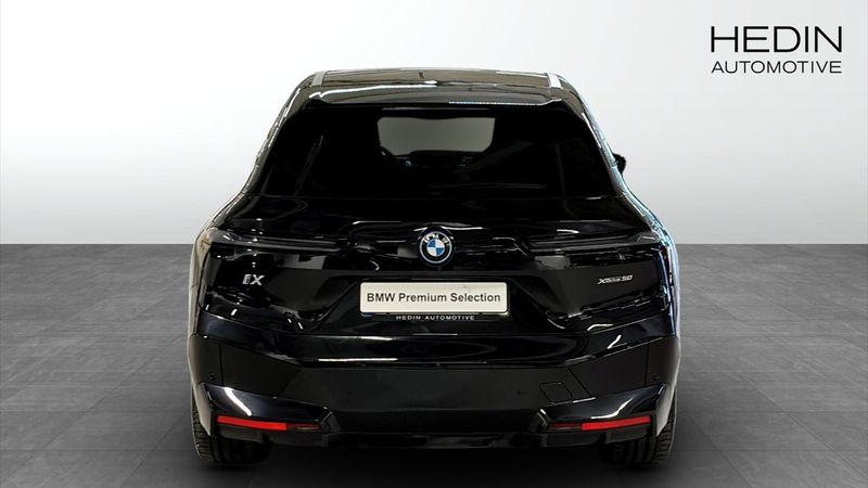 BMW iX bild 7