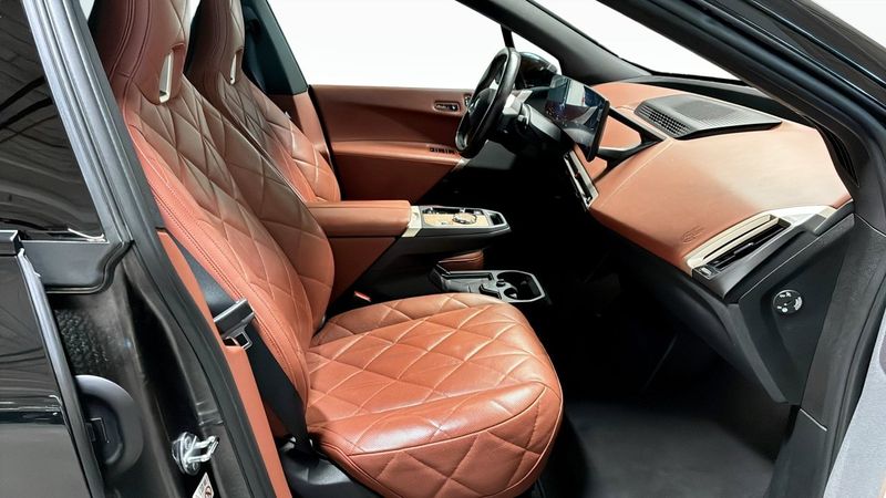 BMW iX bild 3