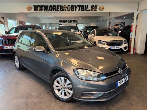 Volkswagen Golf 5-dörrar 1.0 TSI OPF Base Carplay B-kamera 360kr skatt - 2019
