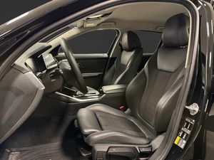 BMW 330 bild 9