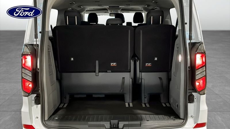 Ford Tourneo Custom bild 10