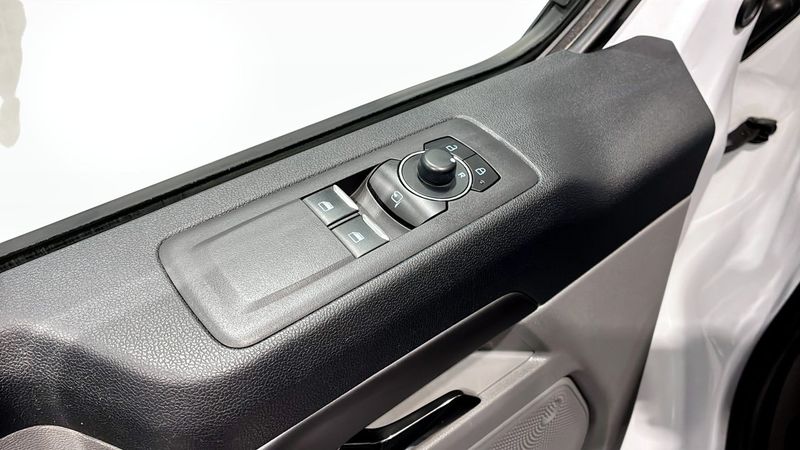 Ford Tourneo Custom bild 11