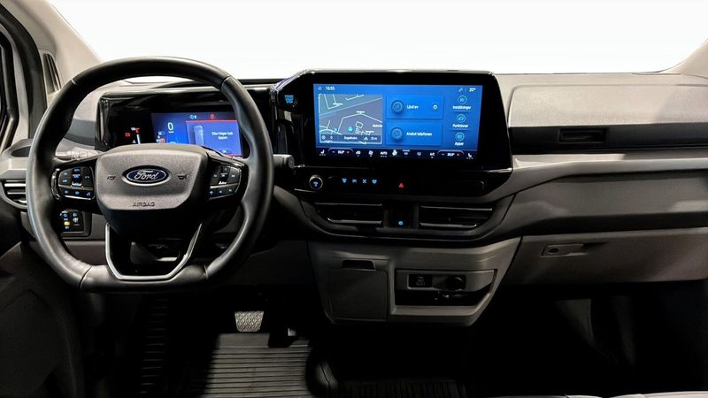 Ford Tourneo Custom bild 8