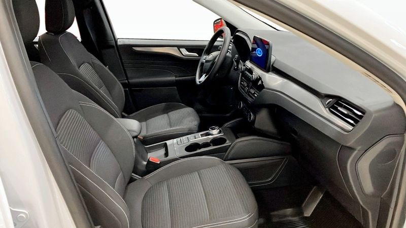 Ford Kuga bild 3