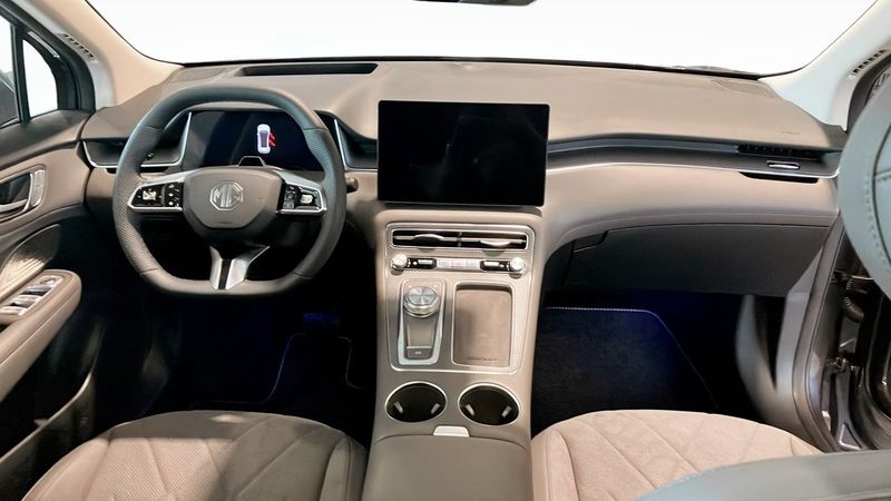 MG S6 EV bild 4