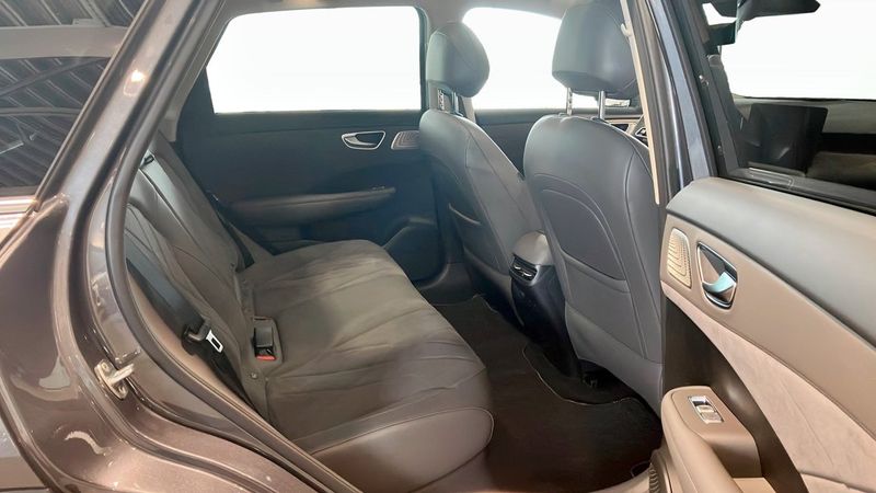 MG S6 EV bild 5