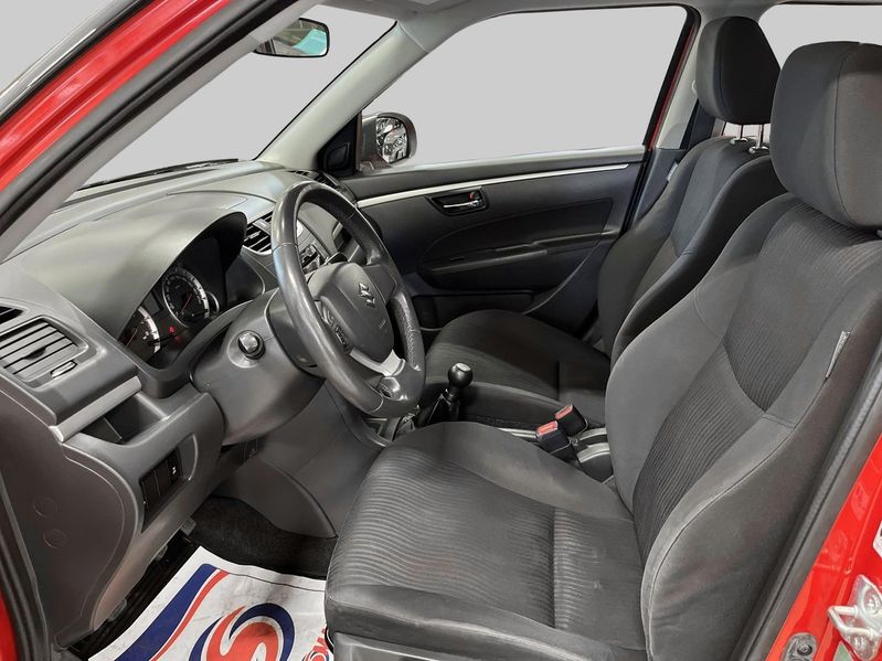 Suzuki Swift bild 8