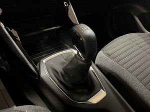 Peugeot 208 bild 15