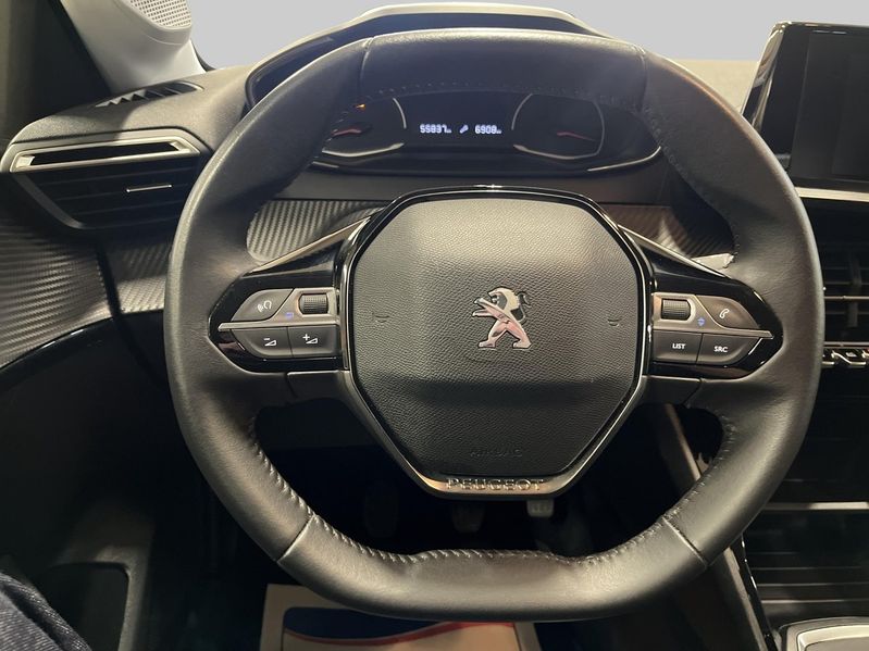 Peugeot 208 bild 10