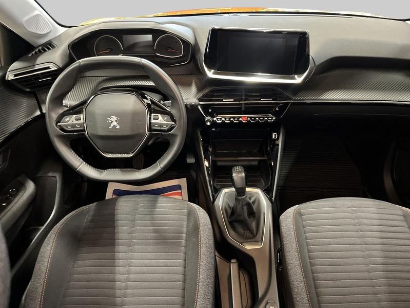 Peugeot 208 bild 7