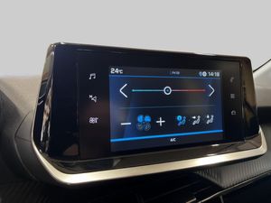 Peugeot 208 bild 13