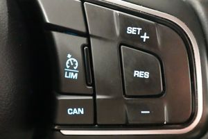 Jaguar F-Pace bild 12
