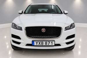 Jaguar F-Pace bild 2