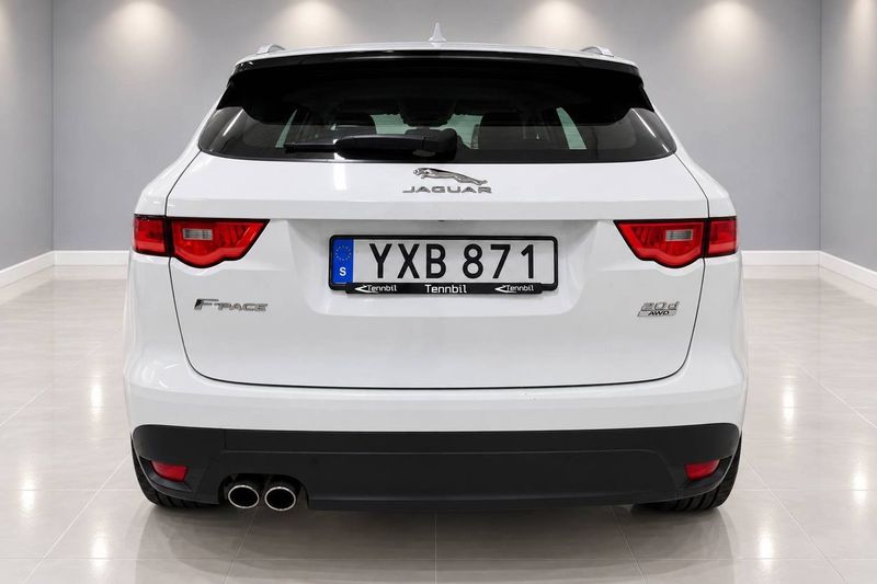 Jaguar F-Pace bild 16
