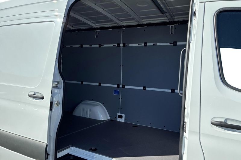 Mercedes Sprinter bild 17