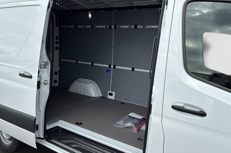 Mercedes Sprinter bild 17