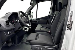 Mercedes Sprinter bild 11