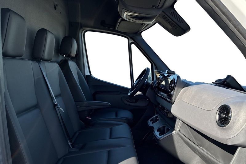 Mercedes Sprinter bild 15